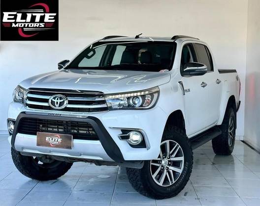 TOYOTA HILUX 2.8 SRX 4X4 CD 16V DIESEL 4P AUTOMÁTICO